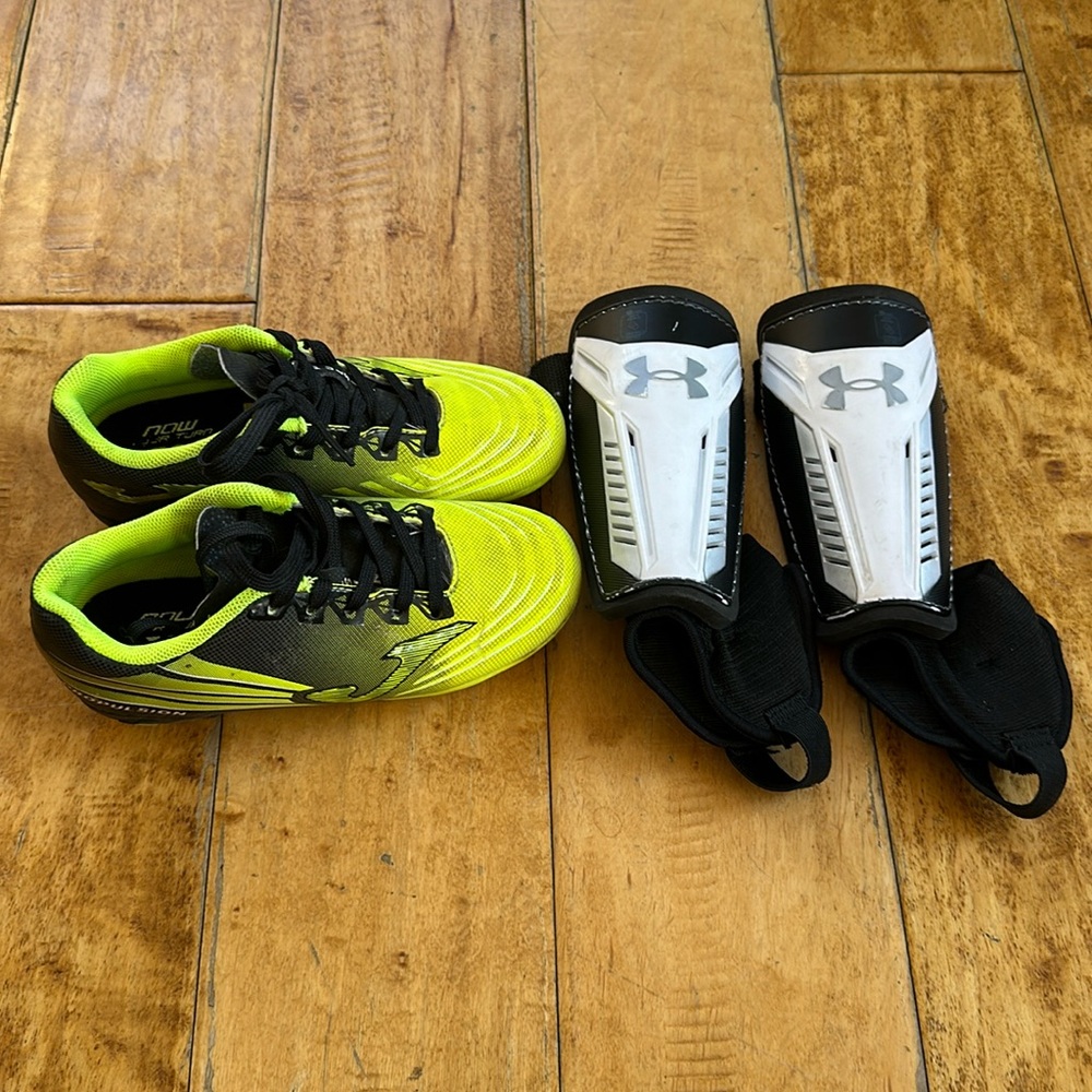 12C Light up Soccer Cleats & Small UA Shin Guards ⚽️